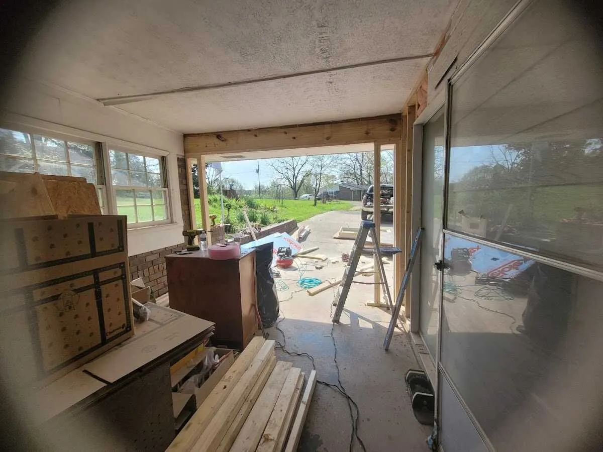 Air movers and dehumidifier for Drying & Dehumidification in Millcreek